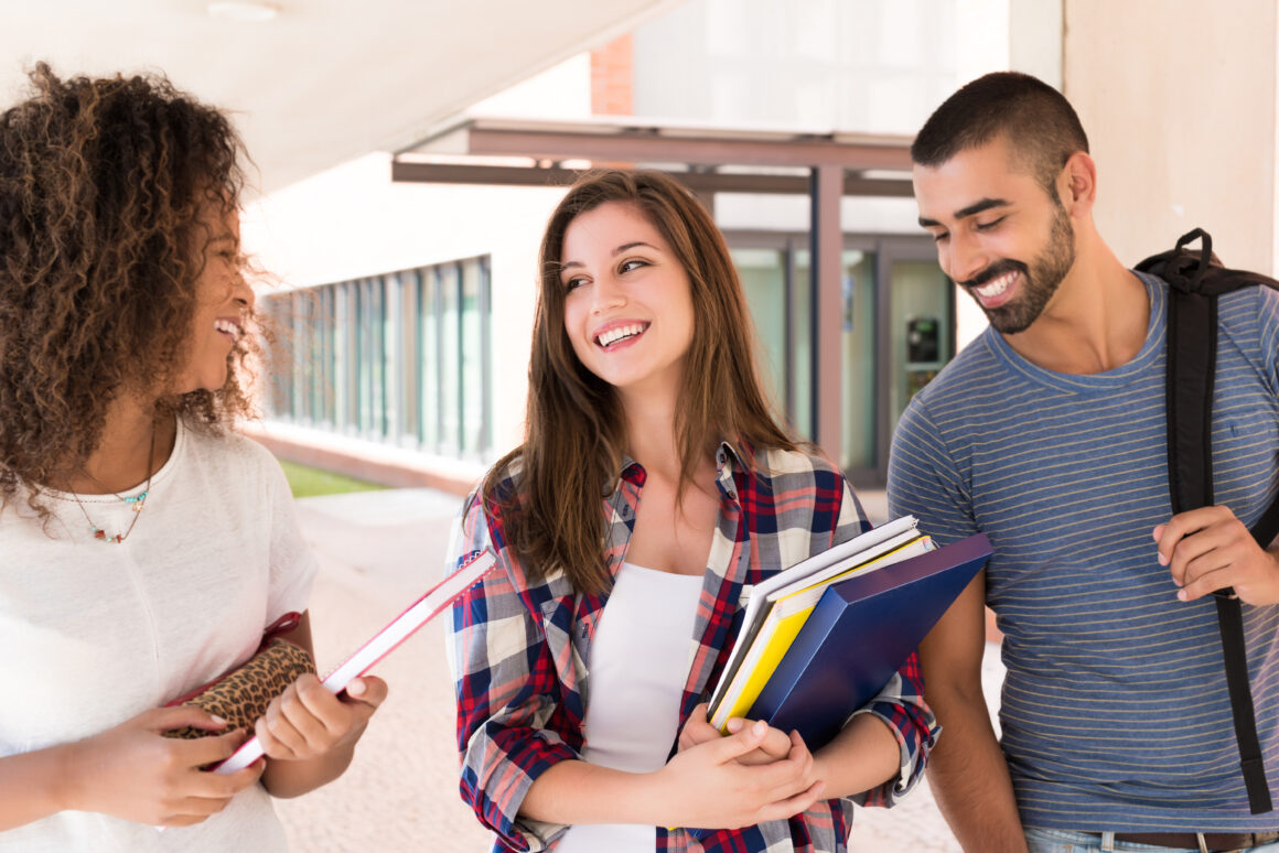 Cursos Intensivos de Verão