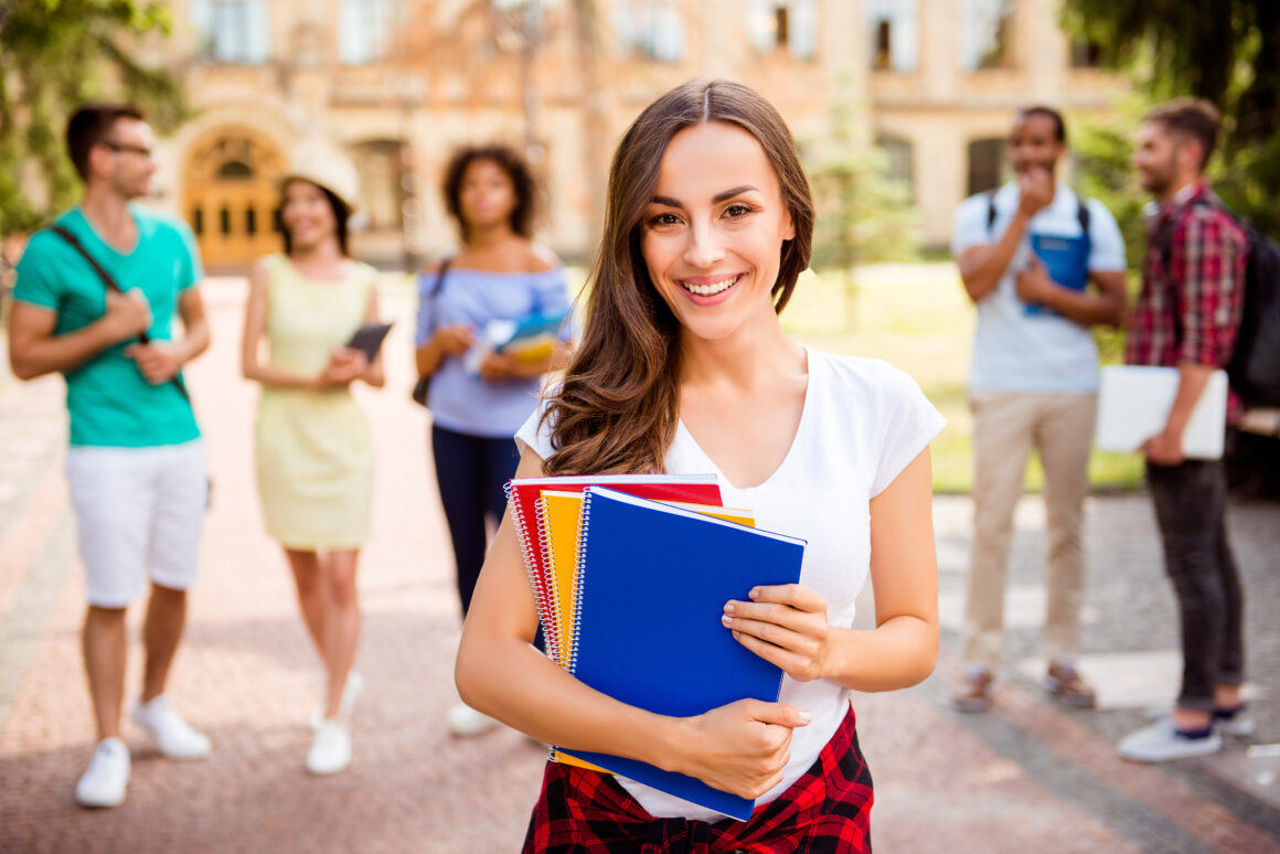 Cursos Intensivos de Verão 2023